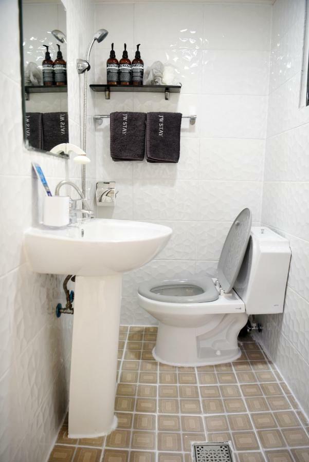 Jw Stay In Hongdae Сеул Экстерьер фото